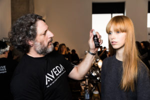 Backstage auf der New York Fashion Week: Die Haartrends von Aveda bei Tibi